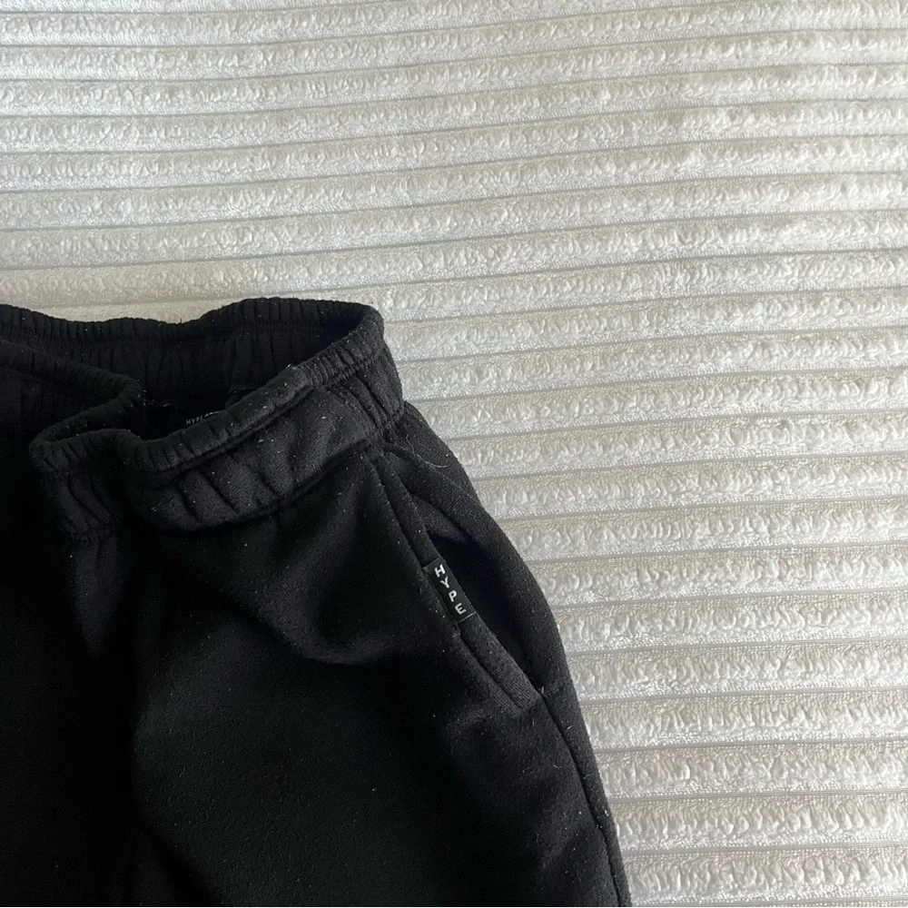 Hype & Vice Hawaii Sweatpants - Picture 3 of 7